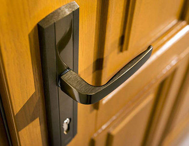 镜湖24小时上门开锁公司